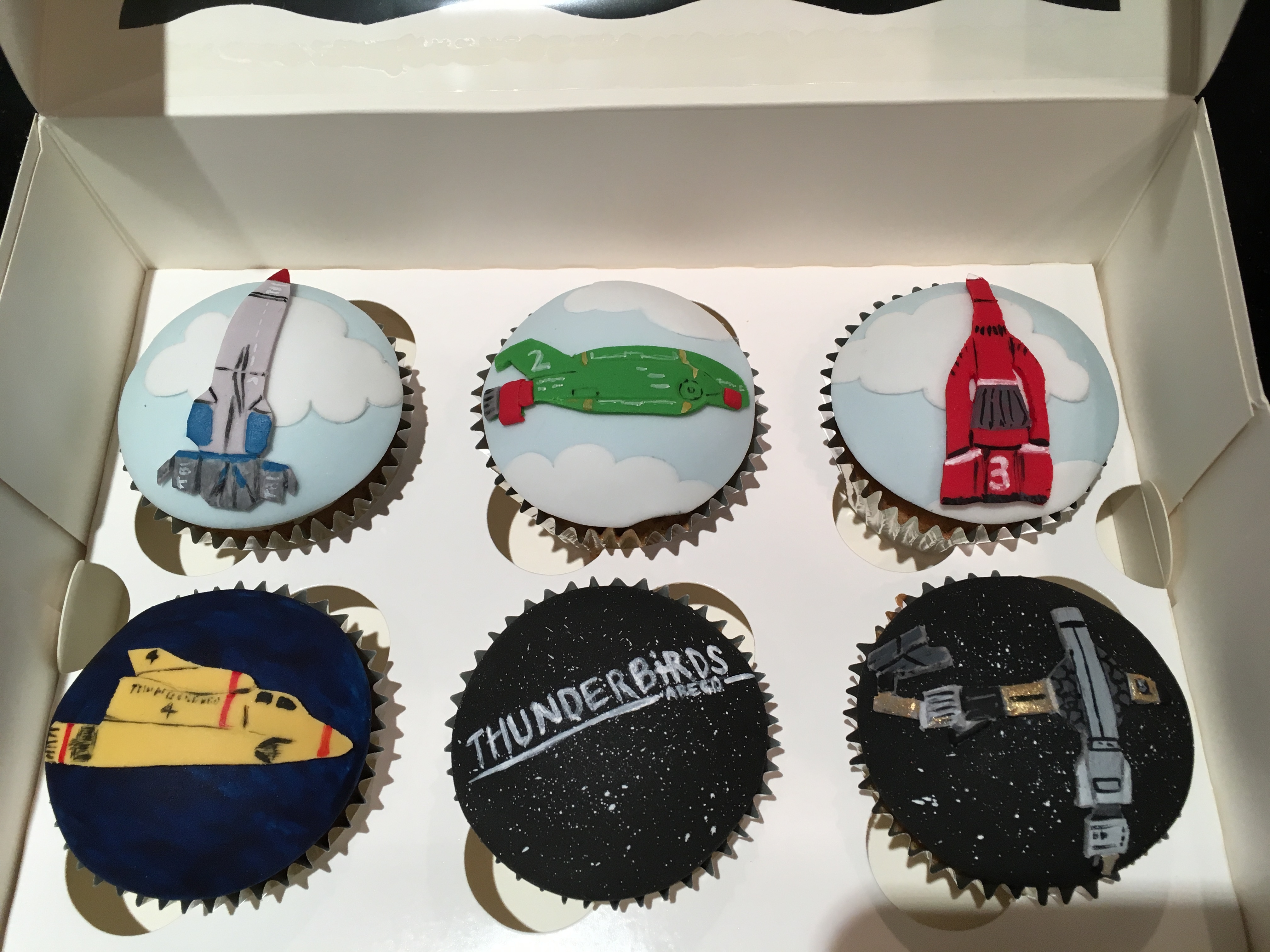 Thunderbirds cupcakes